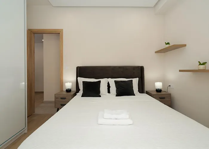 Comfy Near Acropolis